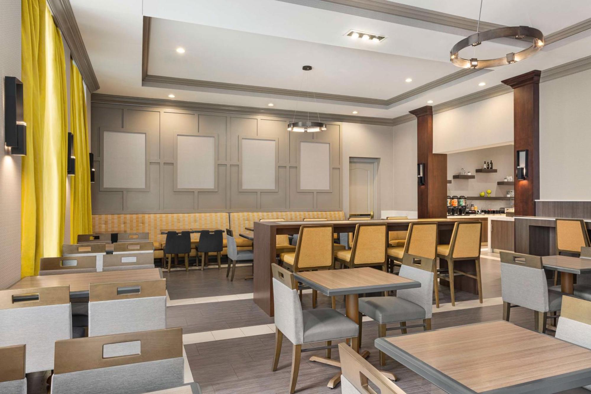 Homewood Suites By Hilton Philadelphia-City Avenue Exterior photo
